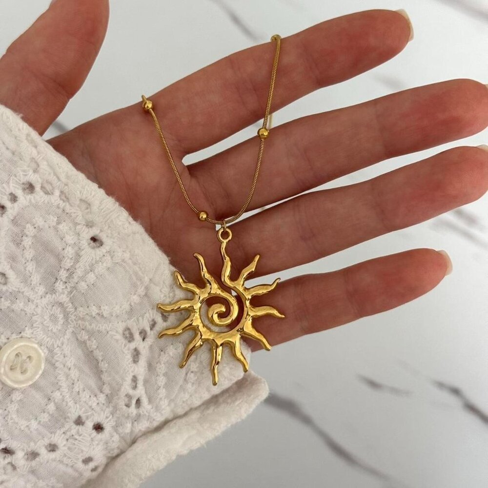 SKU0125‎ Retro Gold Star Women Fashion Pedant Necklace Stainless steel+gift bag